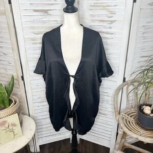 VICTORIA'S SECRET Women's Satin Robe Pajama Top Black NWT One Size Ruffle Sexy